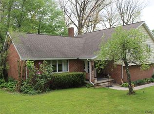 910 9th St, Windber, PA 15963