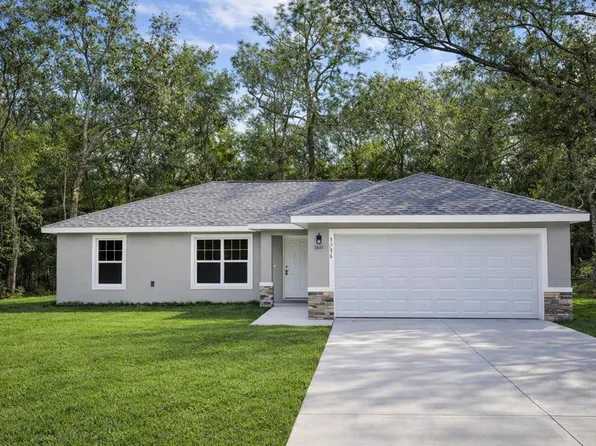 6727 N Waycross Way, Citrus Springs, FL 34433