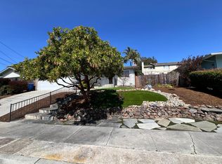 2245 Twin Hills Dr, Santa Cruz, CA 95065