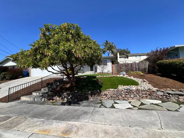 2245 Twin Hills Dr, Santa Cruz, CA 95065