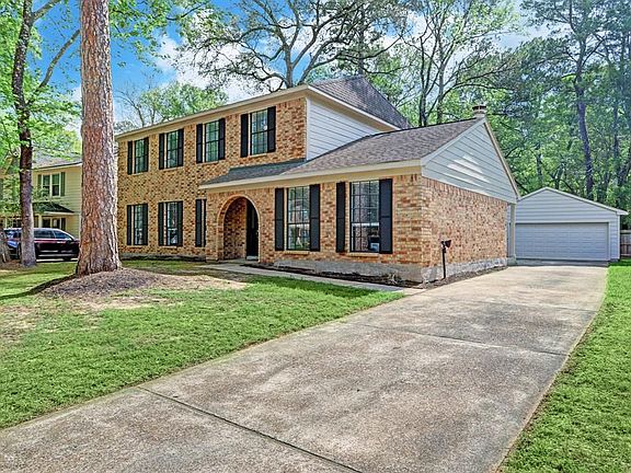 3rd image of 4102 Oak Gardens Dr