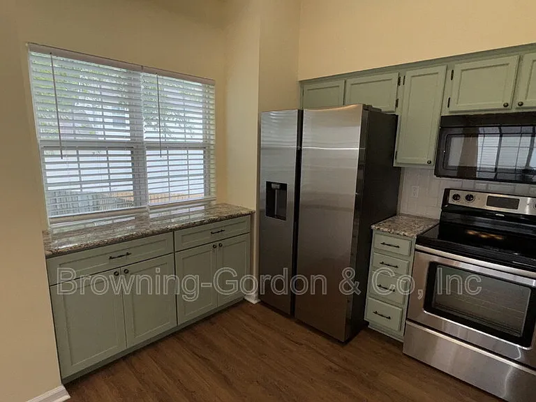 4256 Chesney Glen Dr — Photo 7