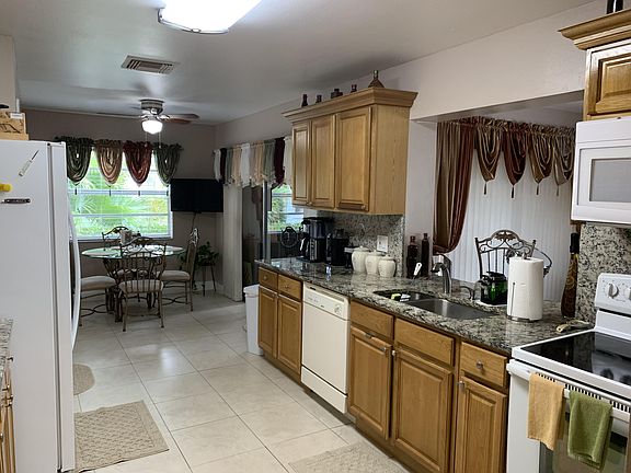 4th image of 6322 Silver Moon Ln