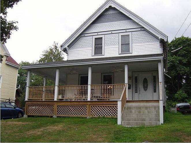 2nd image of 48 Pleasant St