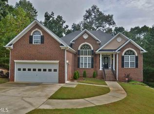 9430 Parkwood Ave, Douglasville, GA 30135