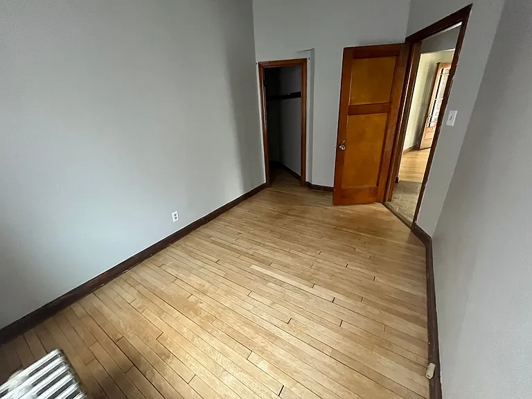 4575 S Packard Ave — Photo 12