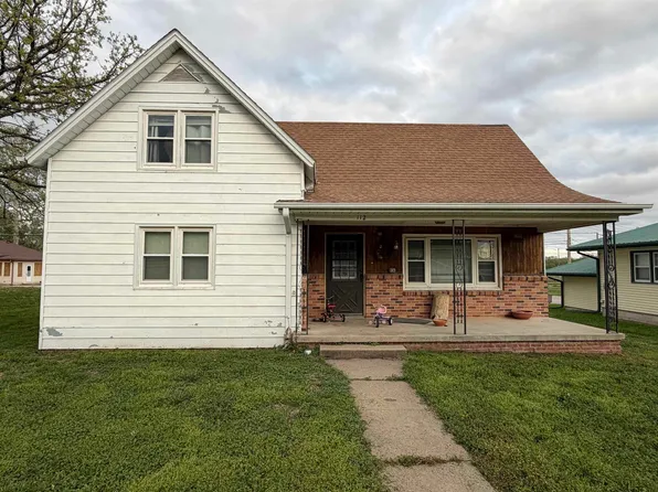 112 Nemaha St, Humboldt, NE 68376