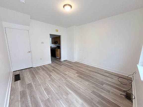 4th image of 853-57 Palm St