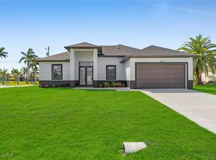 1400 NW 1st St, Cape Coral, FL 33993