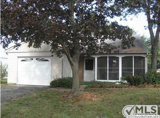 38 Buckingham Dr, Manchester, NJ
