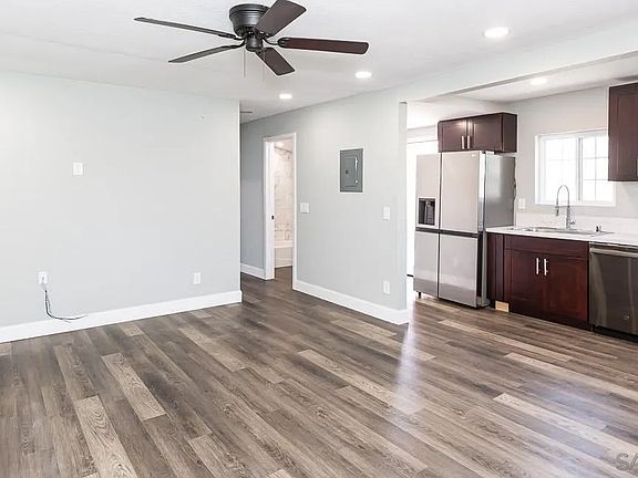 5th image of 1020-1024 41st St