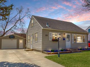 1924 Valleyhigh Dr NW, Rochester, MN 55901