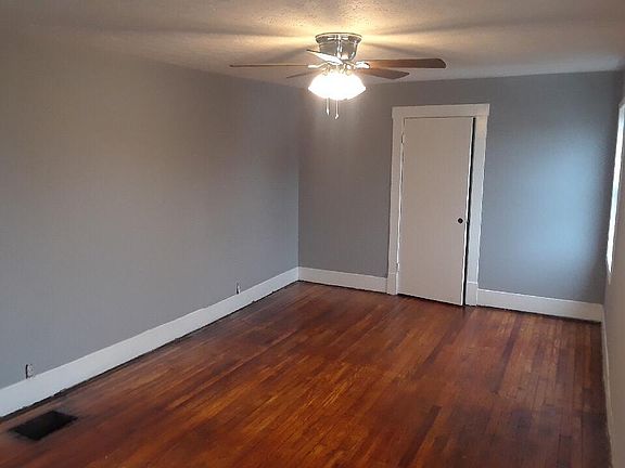 4th image of 513 Warnock St #2