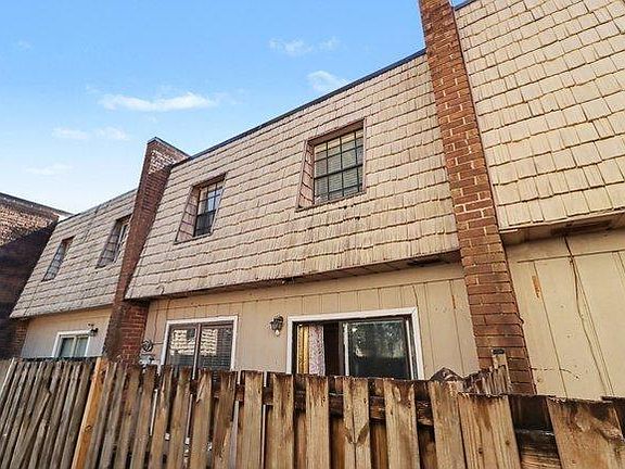 5th image of 1388 Wood Cir S