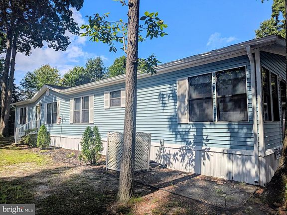 2nd image of 34693 Gunnel Rd