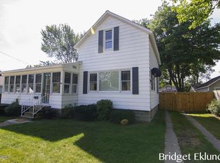 108 E Ann St, Spring Lake, MI 49456