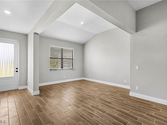 5th image of 1705 SW 13th St