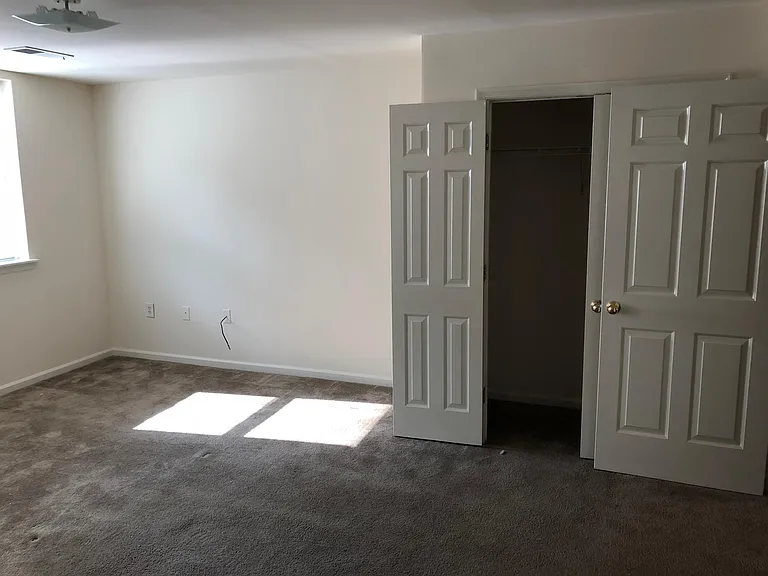 237 N 2nd St #2D — Photo 7