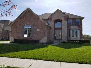8838 Softail Rd, Shelby, MI 48316