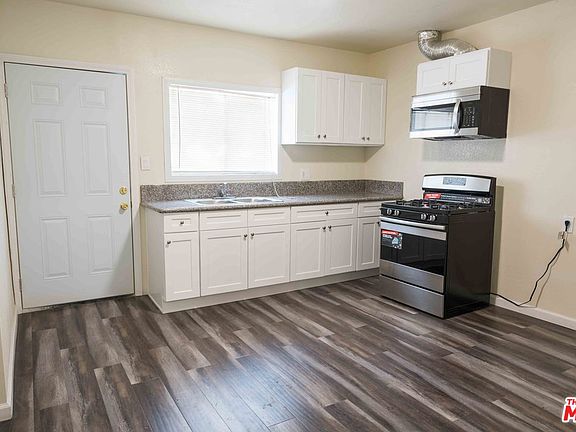 2nd image of 2323 Whittier Blvd