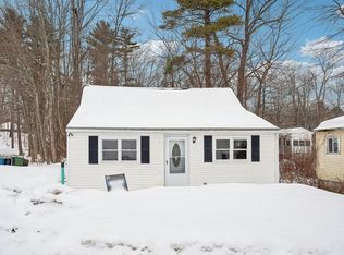 5 Grandview Ter, Sandown, NH 03873