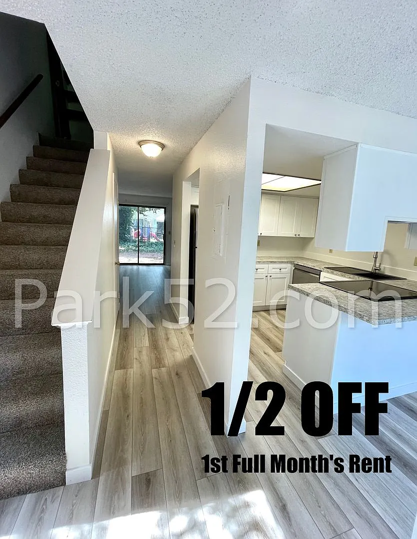 9421 43rd Street Ct W — Photo 1