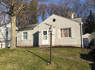 780 N Buhl Farm Dr, Hermitage, PA 16148
