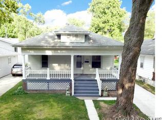 1920 S College St, Springfield, IL 62704