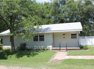 104 W Commercial St, Goessel, KS 67053