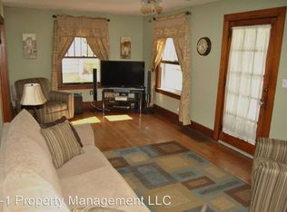 1820 C Ave NE, Cedar Rapids, IA 52402