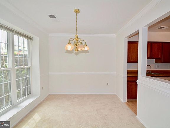 3rd image of 2888 Burgundy Pl #9