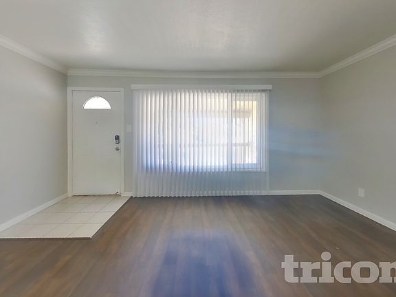 2nd image of 783 Manor Rd