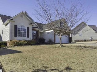 624 Secretariat Dr, Boiling Springs, SC 29316