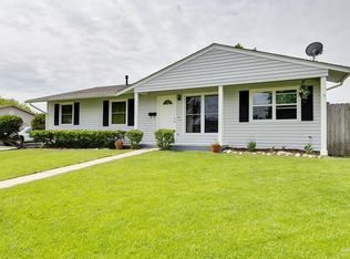 1160 S Glenn Trl, Elk Grove Village, IL 60007