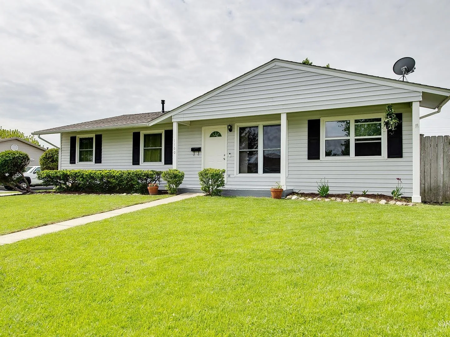 1160 S Glenn Trl photo 1