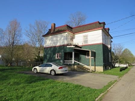 4th image of 413 N Washinton St
