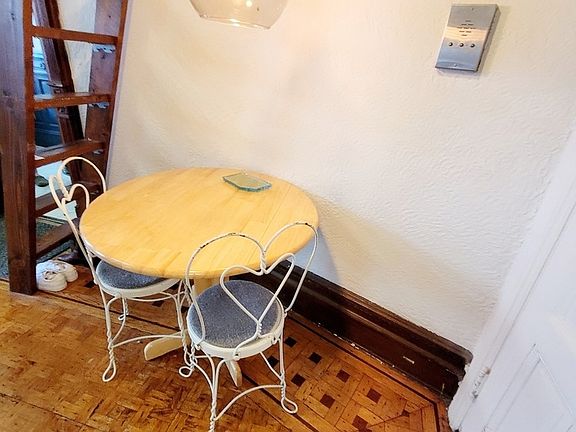 5th image of 124 W 74th St #1F