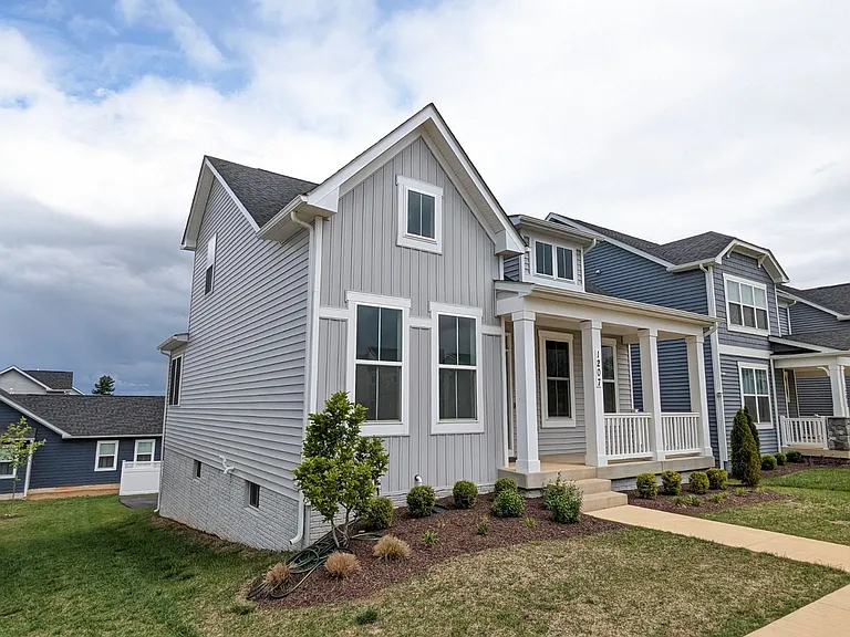 1207 Marsalis Pl — Photo 3