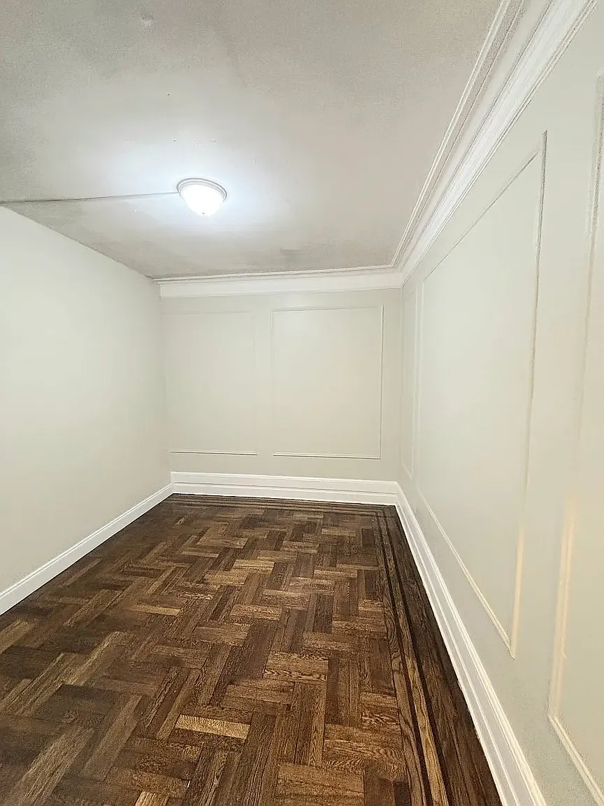 2 bed, 800 sqft, $1,919 — Photo 3