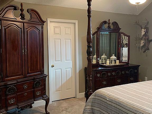 4th image of 134 Laurelbrook Dr