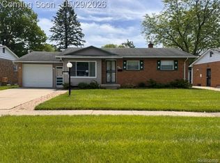 1313 Barbara Dr, Flint, MI 48505