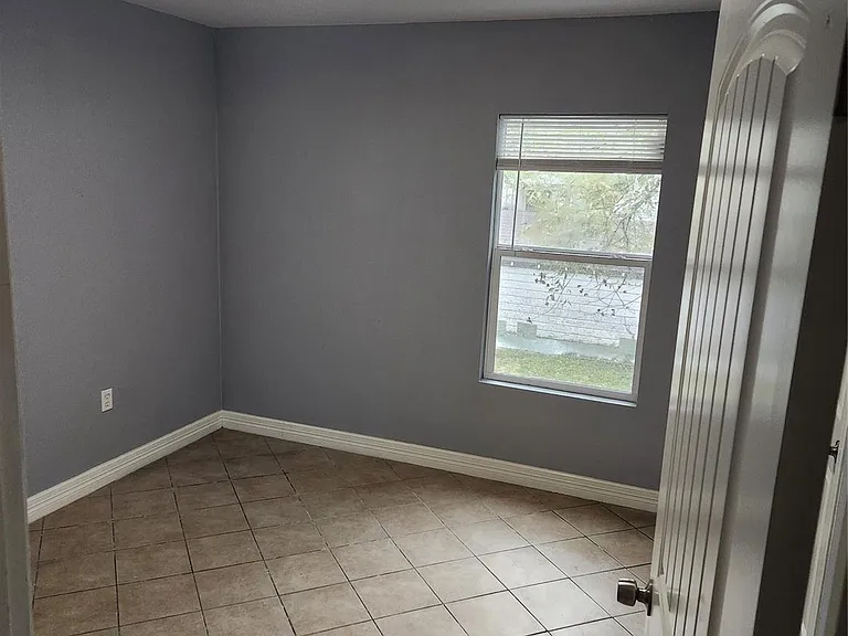 1311 Carlisle St — Photo 19