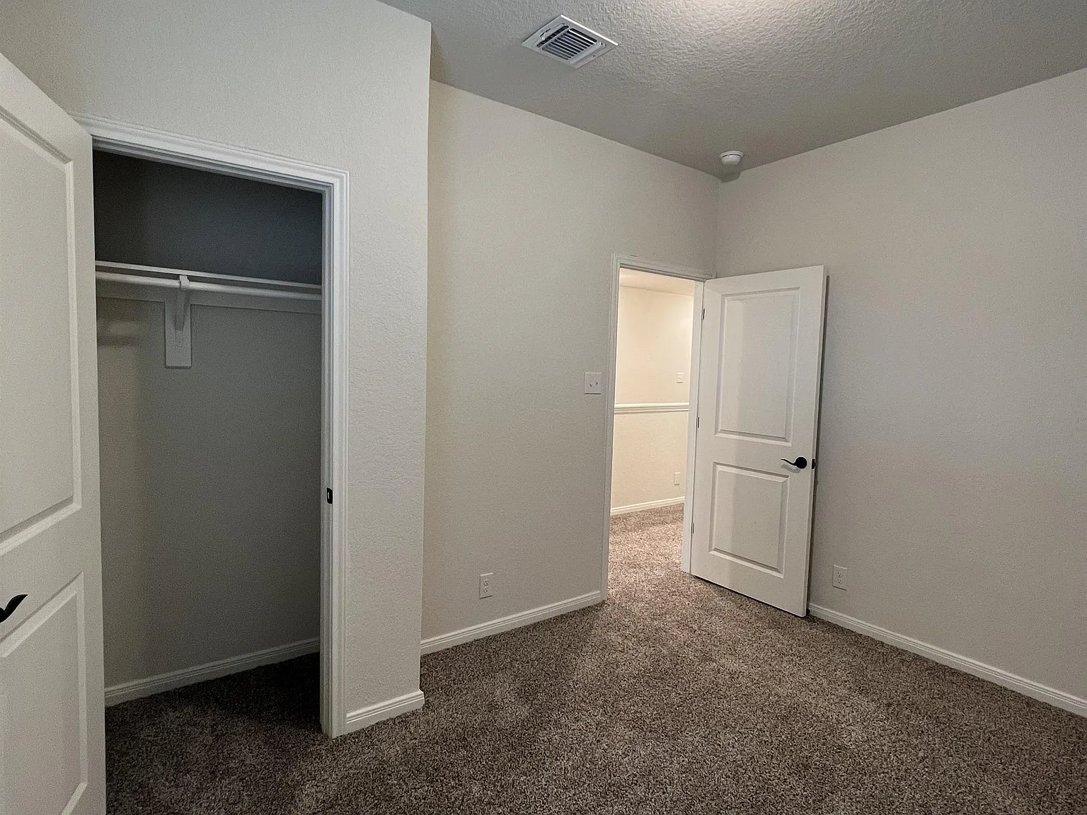 7610 Gramercy Way - 101 — Photo 4