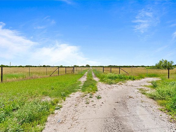 3rd image of 6056 Highway 44