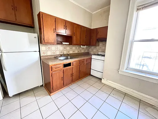 Rented by Compass | media 2