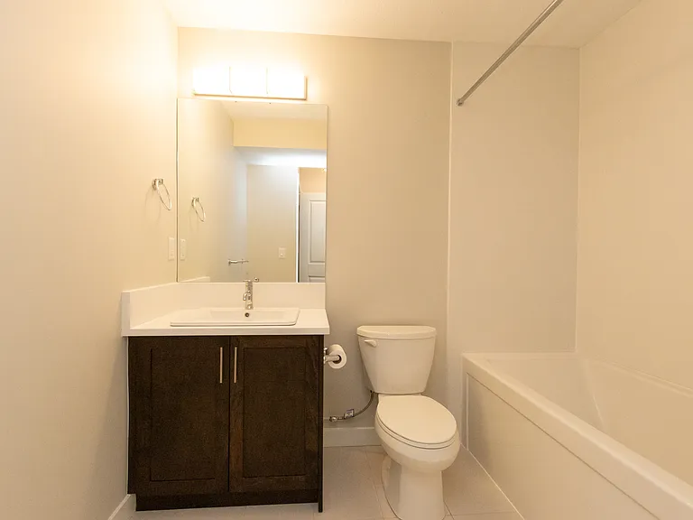 20280 82a Ave — Photo 13