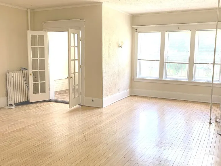 The Mansion — Photo 2