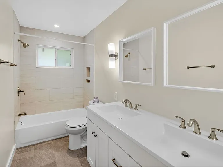 5502 Effingham Dr — Photo 9