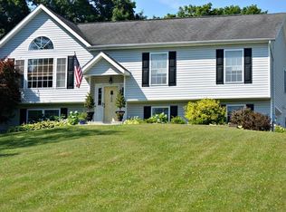 108 Galloway Rd, Warwick, NY 10990