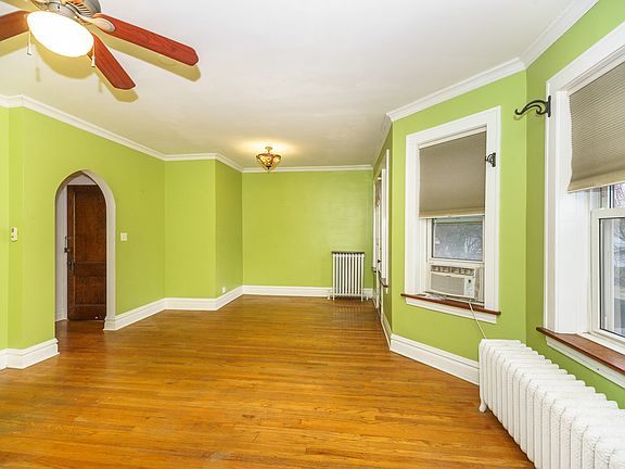 3rd image of 5124 W Hutchinson St Unit 2